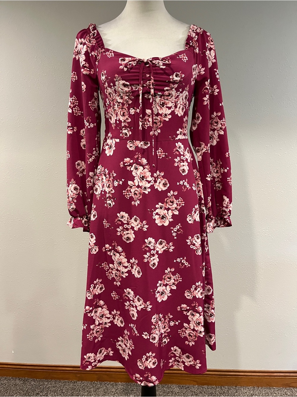 Lily Rose Floral Long-Sleeve wine pink color Midi Dress size extra small